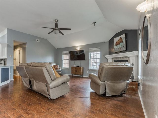 5879 Mockingbird Lane, Blanchard, OK 73010