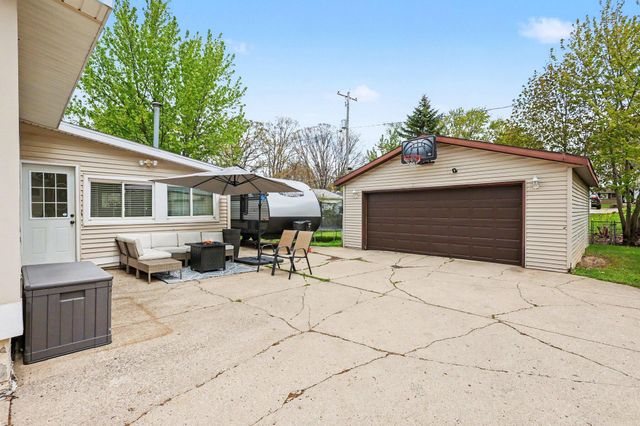 600 Saint Clair Avenue Nw, City Of Walker, MI 49534