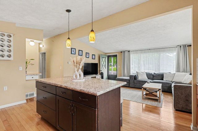 600 Saint Clair Avenue Nw, City Of Walker, MI 49534