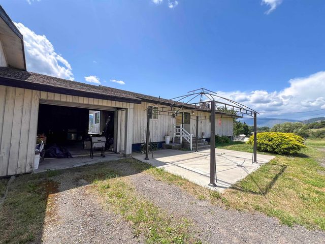 598 N 395 Hwy, Kettle Falls, WA 99141