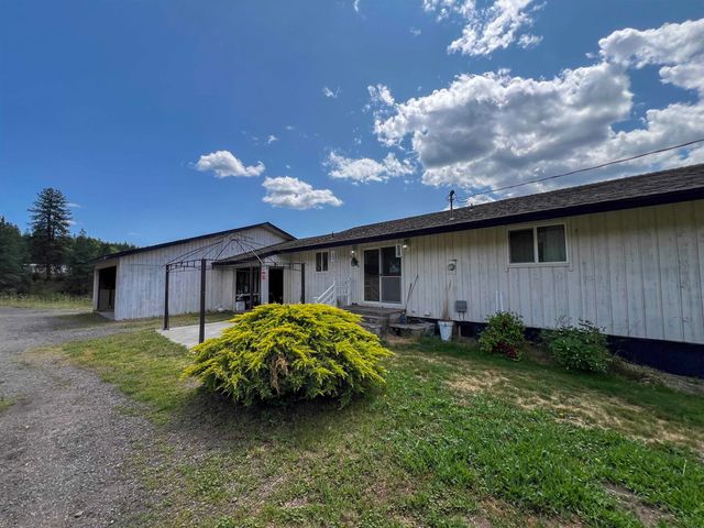 598 N 395 Hwy, Kettle Falls, WA 99141