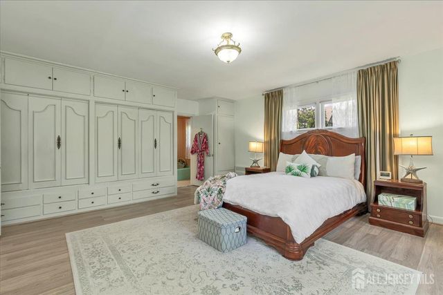 544 W 8th Street W, Plainfield, NJ 07060