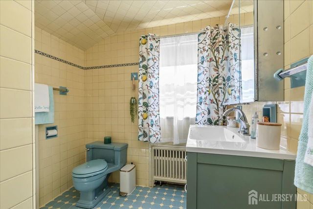 544 W 8th Street W, Plainfield, NJ 07060