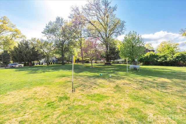 544 W 8th Street W, Plainfield, NJ 07060