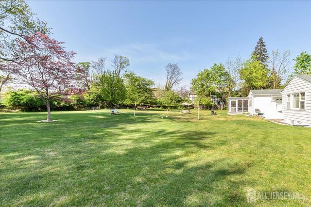 544 W 8th Street W, Plainfield, NJ 07060