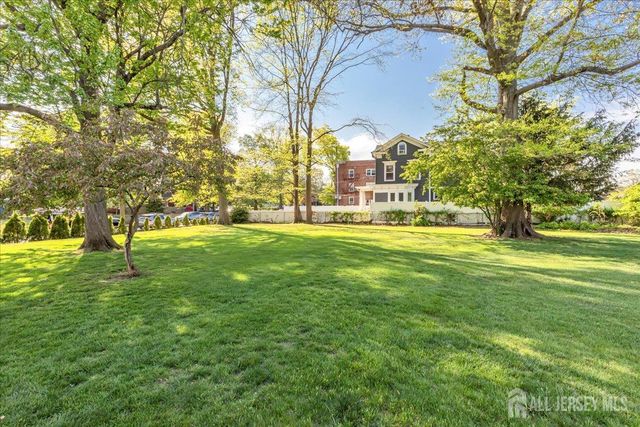 544 W 8th Street W, Plainfield, NJ 07060