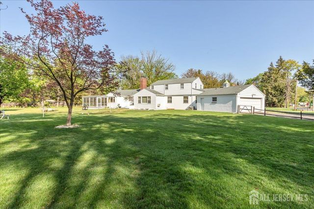 544 W 8th Street W, Plainfield, NJ 07060