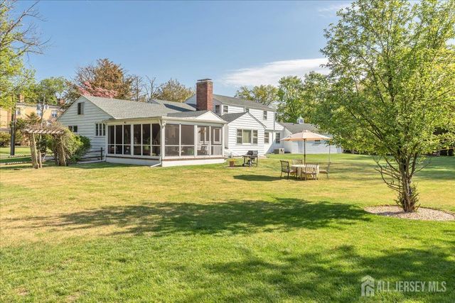 544 W 8th Street W, Plainfield, NJ 07060