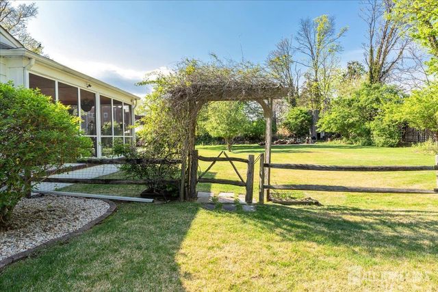 544 W 8th Street W, Plainfield, NJ 07060