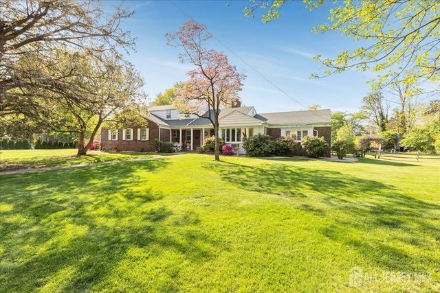 544 W 8th Street W, Plainfield, NJ 07060