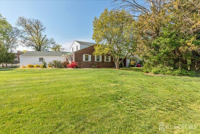 544 W 8th Street W, Plainfield, NJ 07060