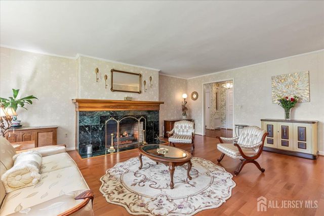 544 W 8th Street W, Plainfield, NJ 07060