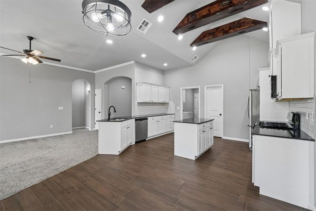 2711 Landmark Drive, Seminole, OK 74868