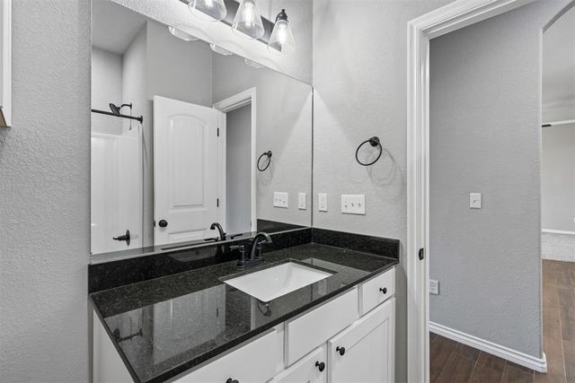 2711 Landmark Drive, Seminole, OK 74868