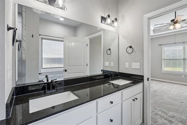 2711 Landmark Drive, Seminole, OK 74868
