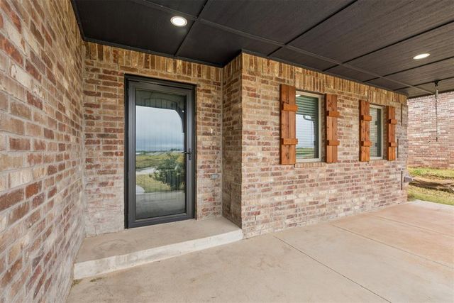 2711 Landmark Drive, Seminole, OK 74868