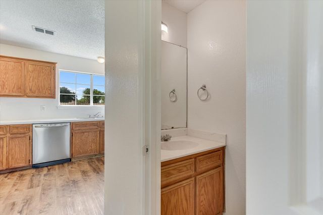 1905 Hollow Tree BLVD, Round Rock, TX 78681