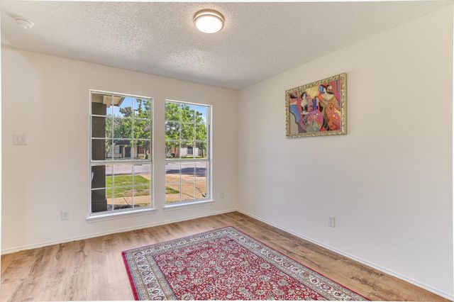 1905 Hollow Tree BLVD, Round Rock, TX 78681