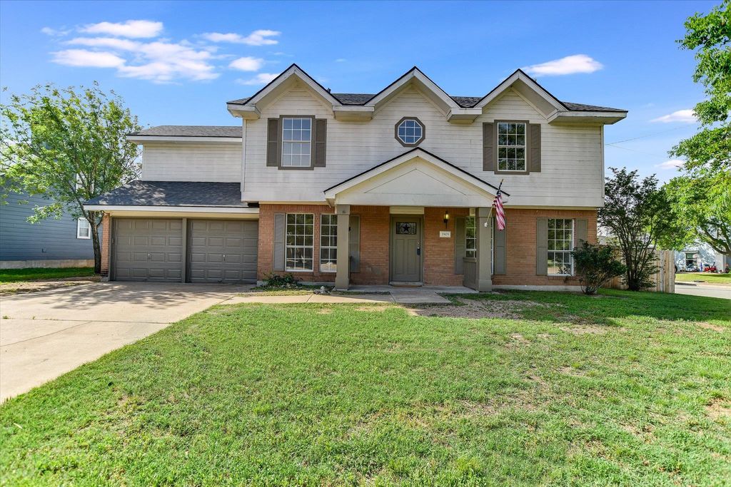 1905 Hollow Tree BLVD, Round Rock, TX 78681