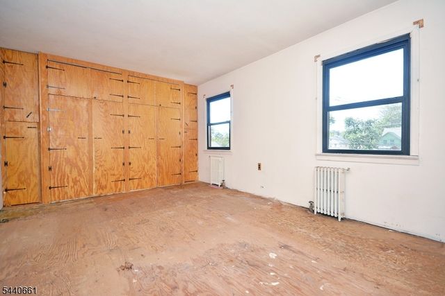 128 Crane St, Roselle Boro, NJ 07203