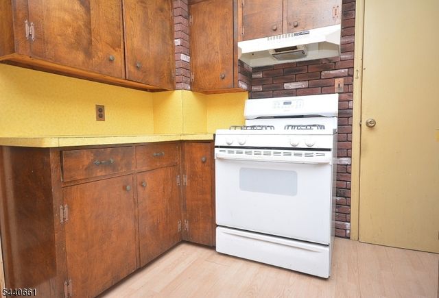 128 Crane St, Roselle Boro, NJ 07203