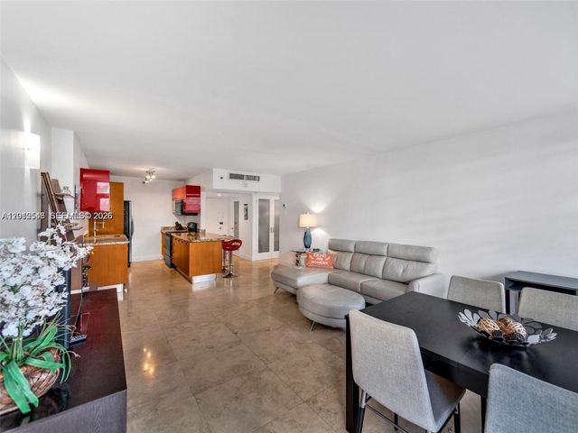 100 Lincoln Rd 308, Miami Beach, FL 33139