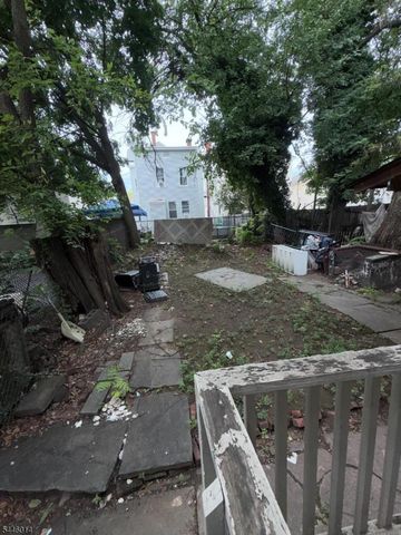 167 Pearl St 2, Paterson City, NJ 07501