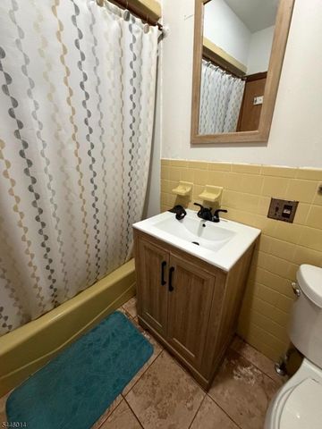 167 Pearl St 2, Paterson City, NJ 07501