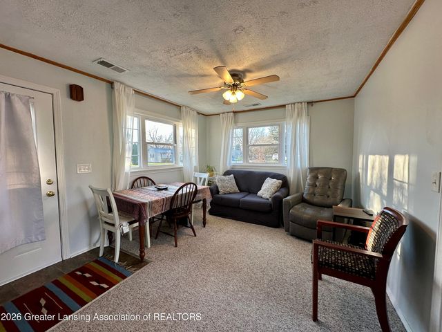3212 S Catherine Street, Lansing, MI 48911