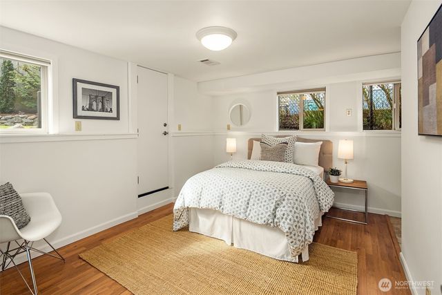 757 N 65th Street, Seattle, WA 98103