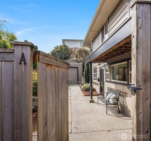 757 N 65th Street, Seattle, WA 98103