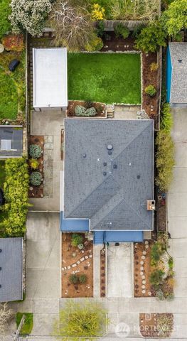 757 N 65th Street, Seattle, WA 98103