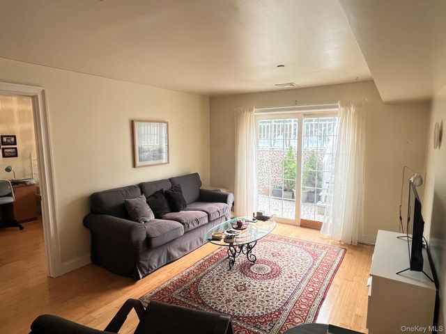 3-06 Soundview Lane, College Point, NY 11356