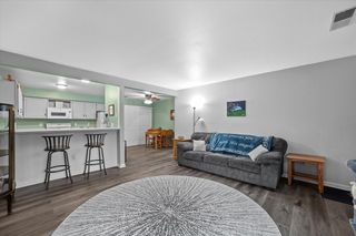 4835 Easy STREET #9, Hartland, WI 53029