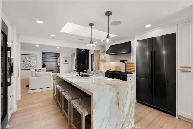 521 Westminster, Newport Beach, CA 92663