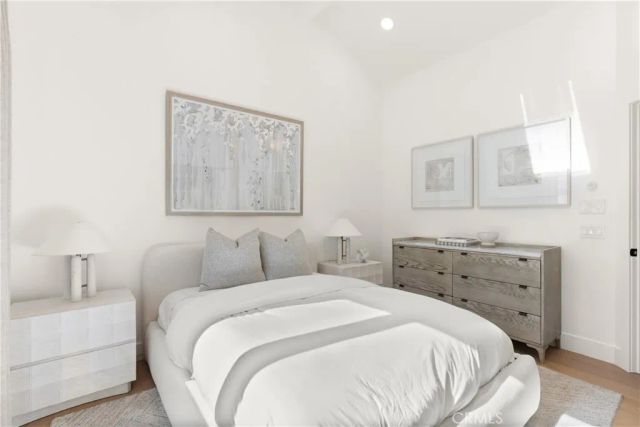 521 Westminster, Newport Beach, CA 92663