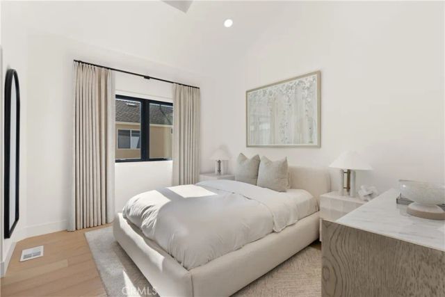 521 Westminster, Newport Beach, CA 92663