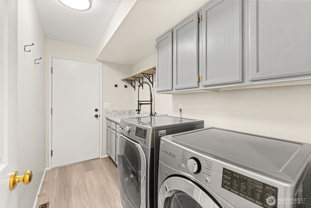 16904 237th Place NE, Woodinville, WA 98077