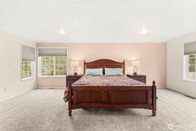 16904 237th Place NE, Woodinville, WA 98077