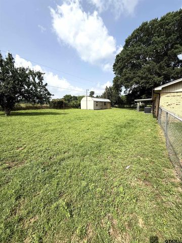 13675 Maple Dr., Tyler, TX 75709