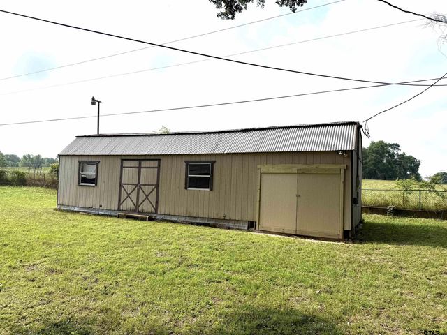 13675 Maple Dr., Tyler, TX 75709