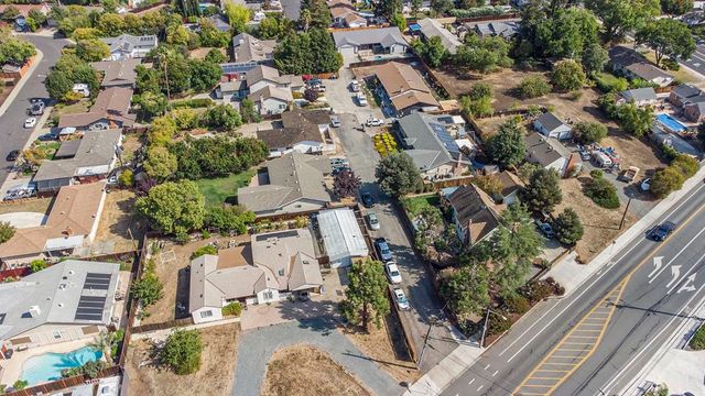 3622 Delancey Ln, Concord, CA 94519