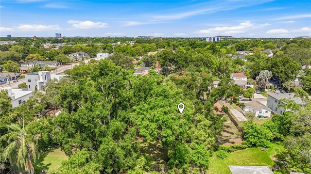 2711 N MYRTLE AVENUE, Tampa, FL 33602