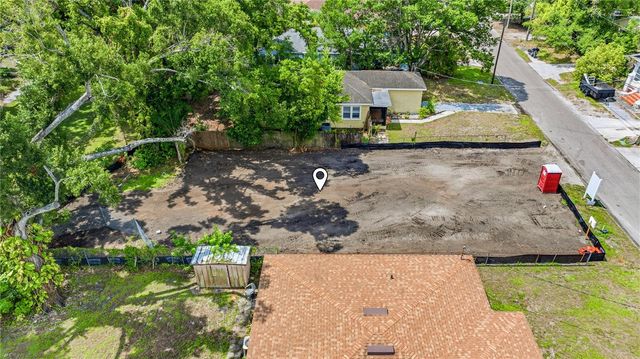 2711 N MYRTLE AVENUE, Tampa, FL 33602