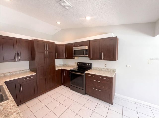 1750 EVERGREEN COURT, Kissimmee, FL 34746