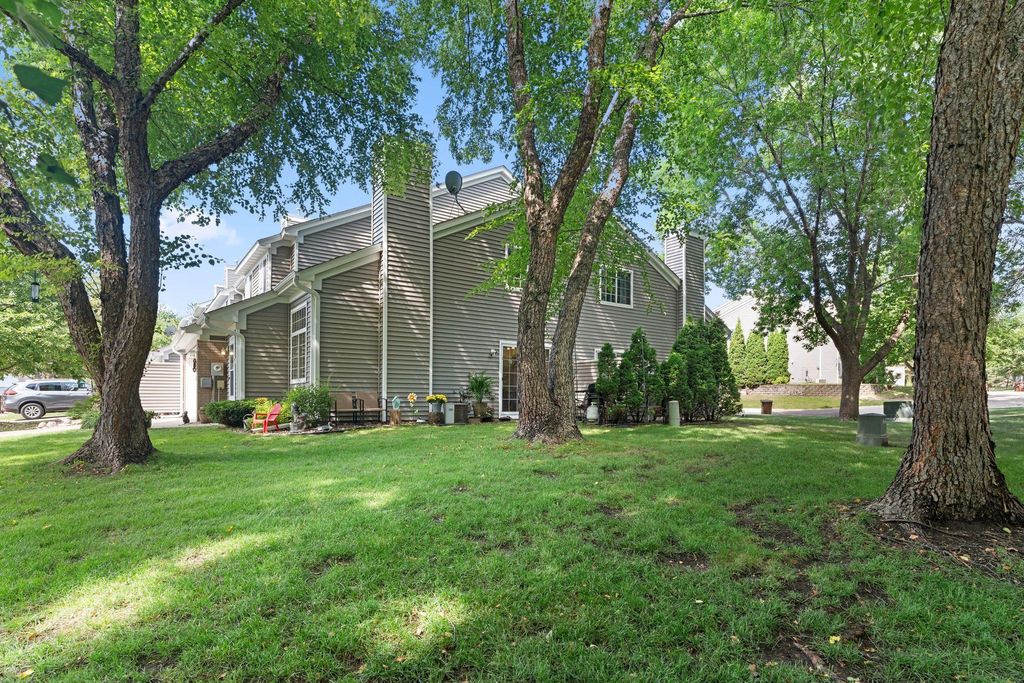8438 Copperfield Way 78, Inver Grove Heights, MN 55076 — photo 2