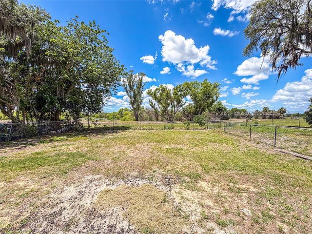 225 W NORTHSIDE DRIVE, Lake Wales, FL 33853