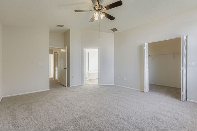 8601 FLOWING BROOK COURT, Tampa, FL 33635