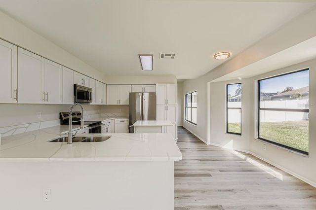 8601 FLOWING BROOK COURT, Tampa, FL 33635