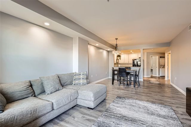 975 N Lincoln Street 4I, Denver, CO 80203
